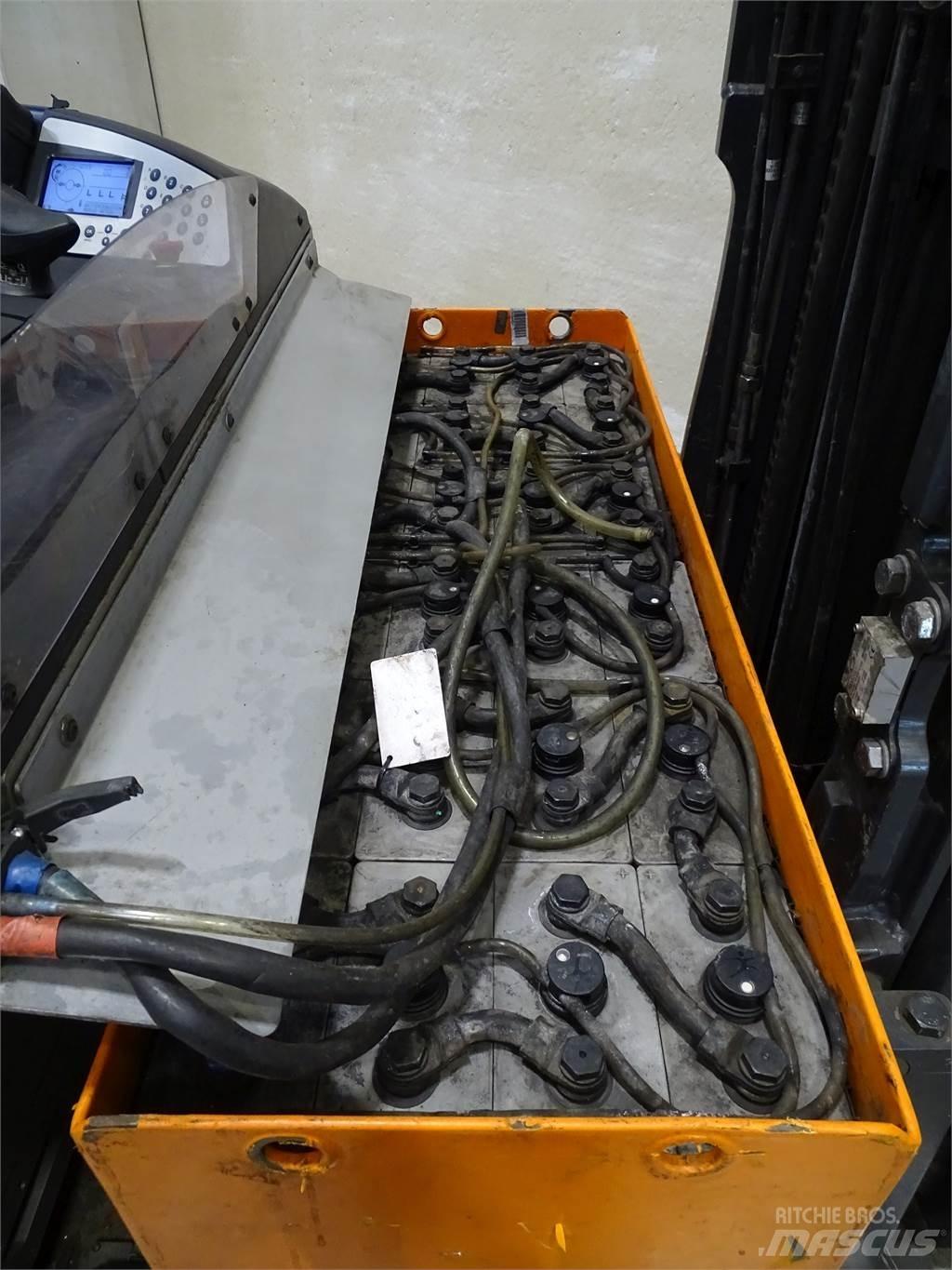 Still FM-X17 Schubmaststapler
