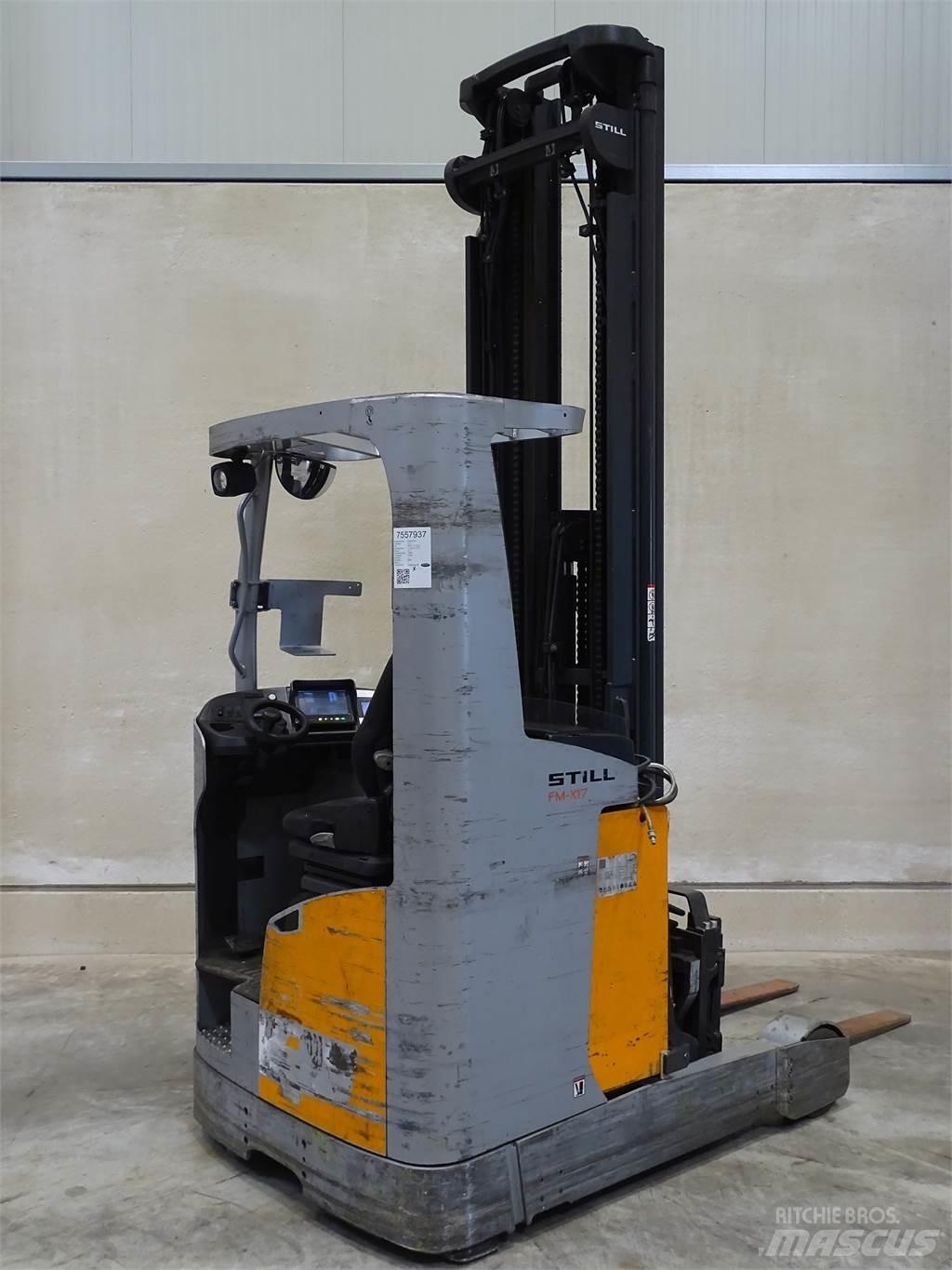 Still FM-X17 Schubmaststapler