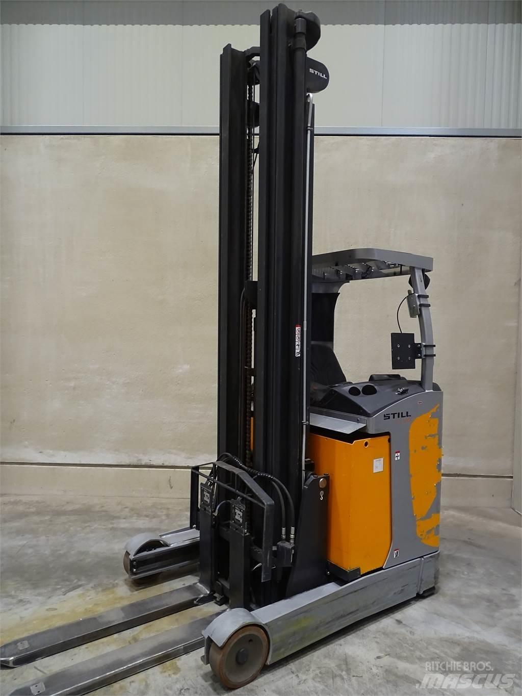 Still FM-X17 Schubmaststapler