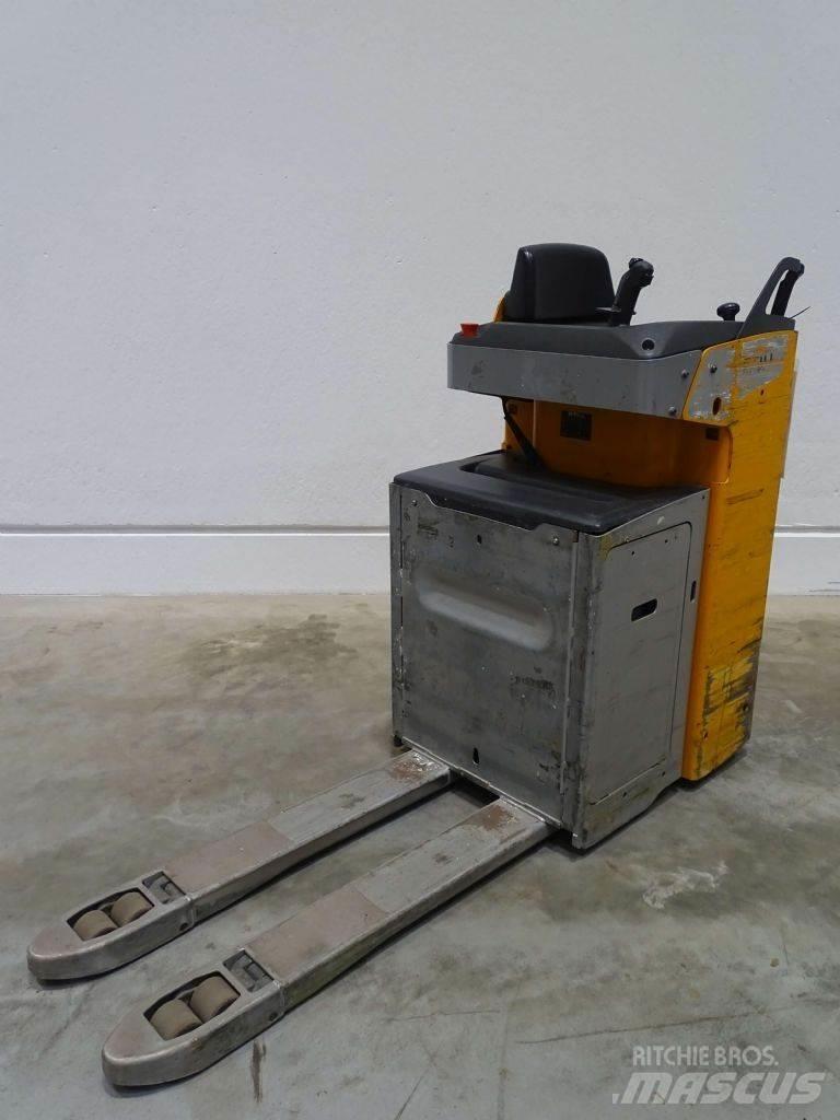 Still SXH20 Niedergabelstapler