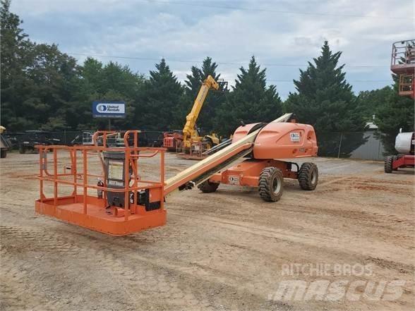 JLG 400S Teleskopbühnen