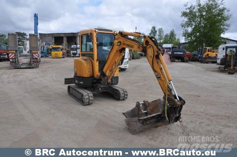 Hyundai R30Z-9AK Minibagger < 7t