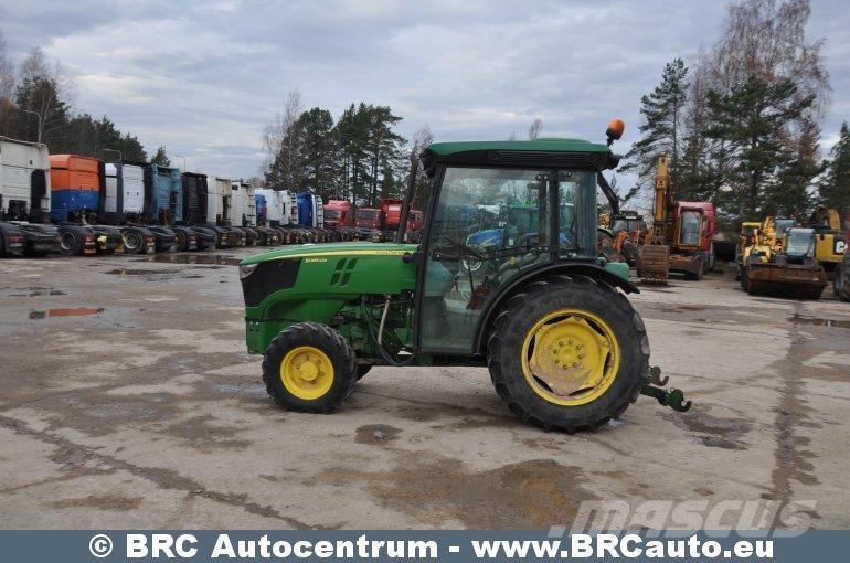 John Deere 5085 Traktoren