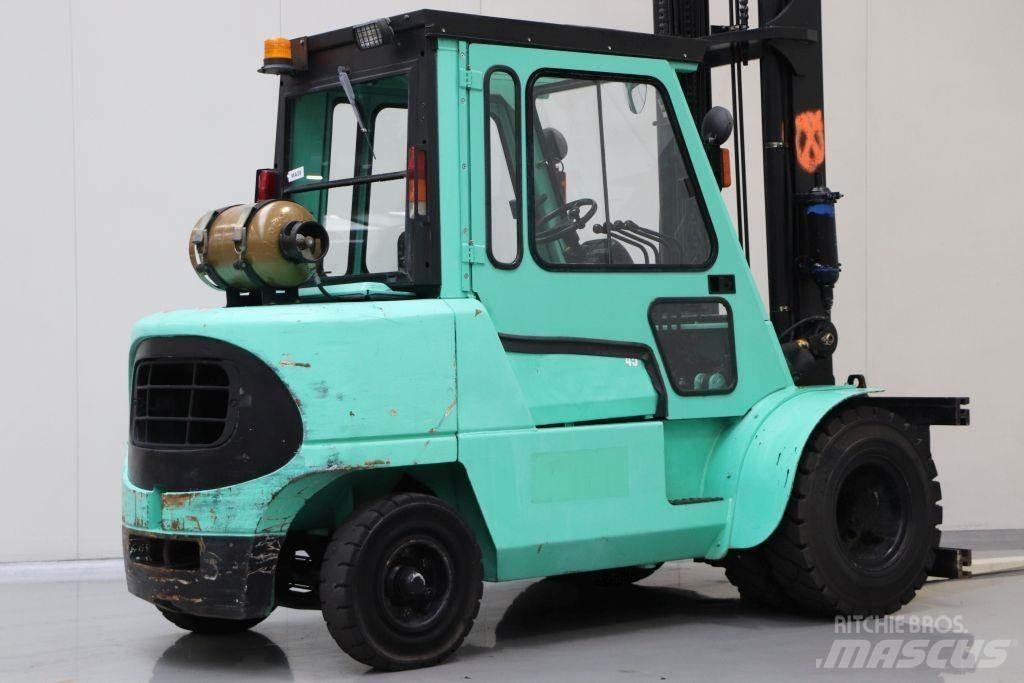 Mitsubishi FG45K LPG heftrucks