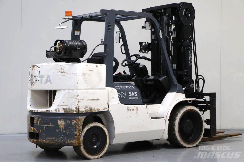 Toyota 7FGCU70 LPG heftrucks
