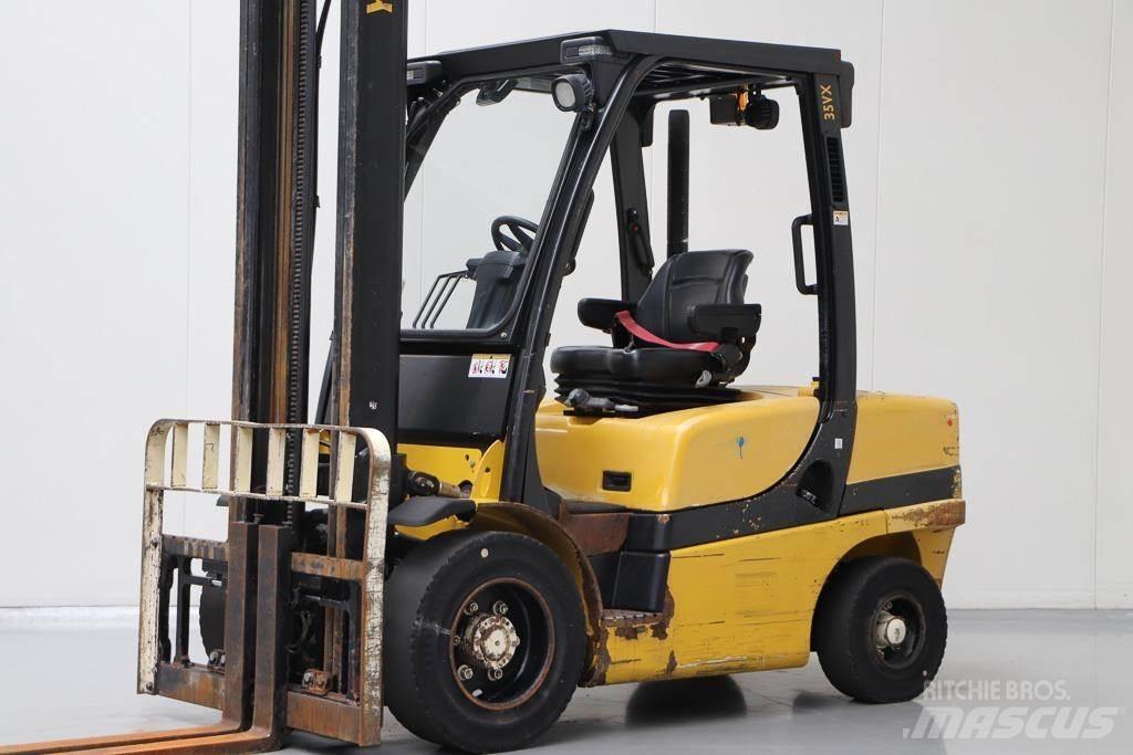 Yale GDP35VX Diesel heftrucks