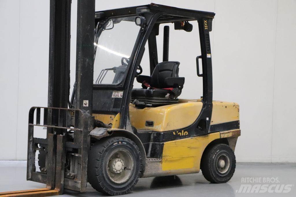 Yale GDP35VX Diesel heftrucks