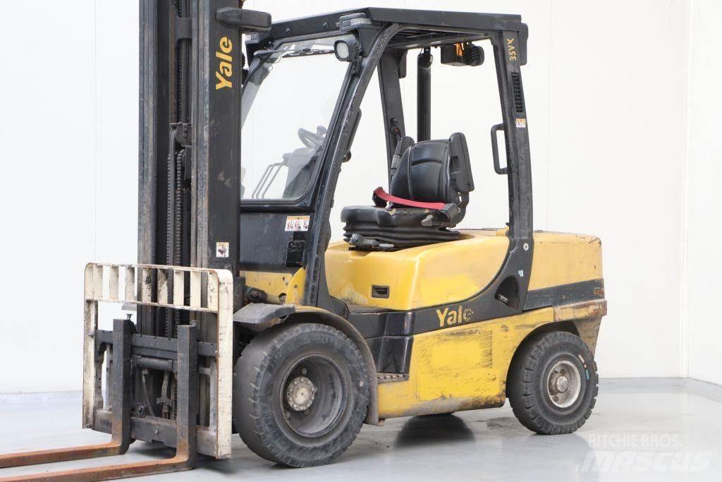Yale GDP35VX Diesel heftrucks
