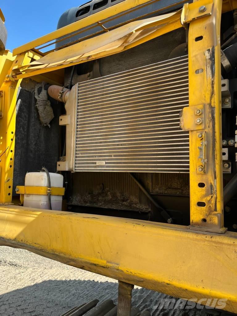 Komatsu PC 390 LC-10 Raupenbagger
