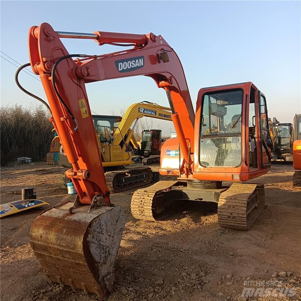 Doosan DH 70 Raupenbagger