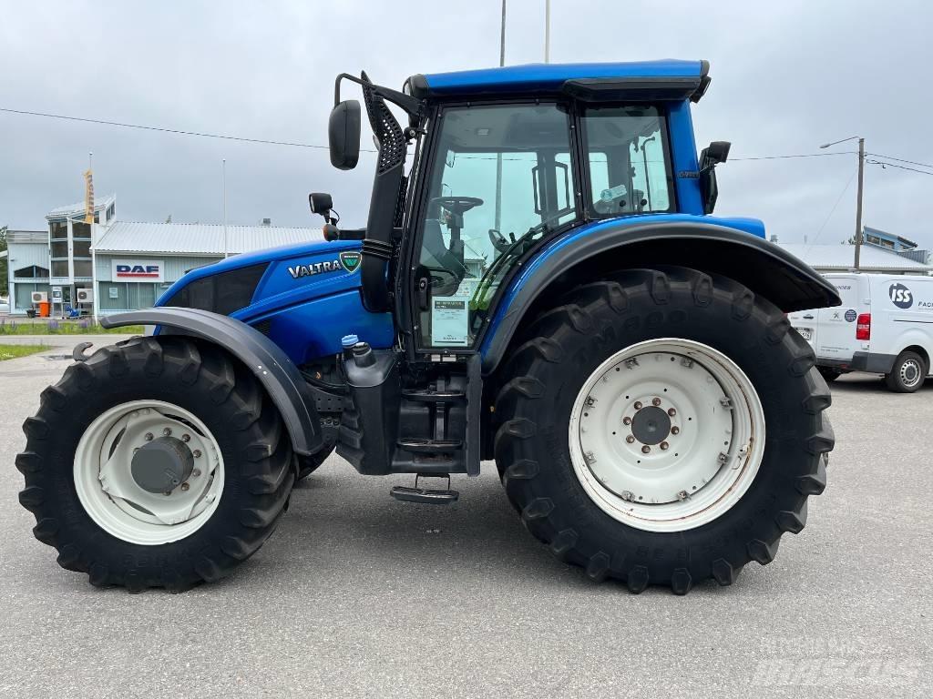 Valtra N163 D Traktoren