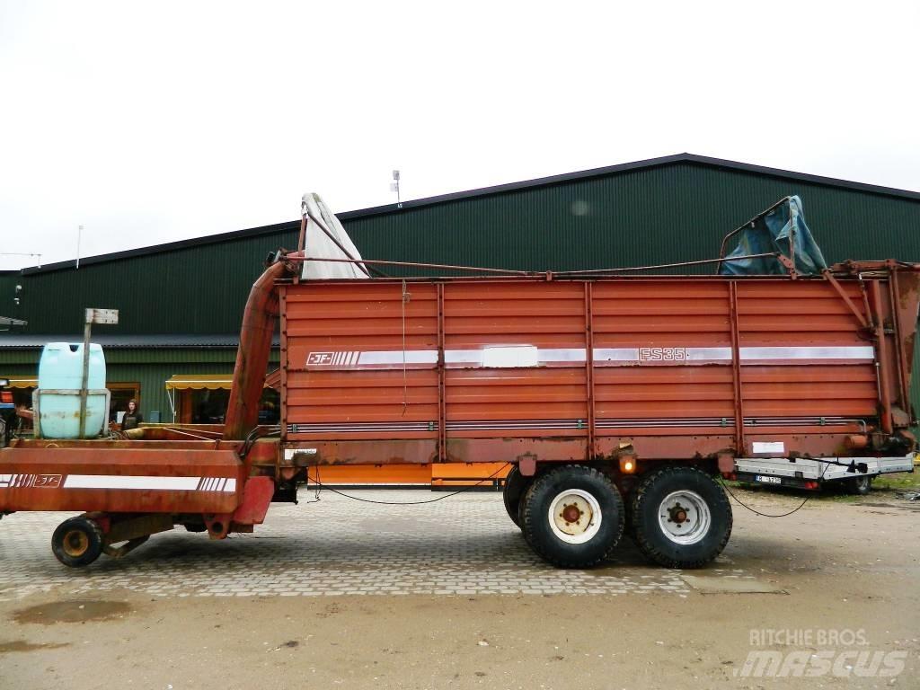 JF ES35 Ladewagen