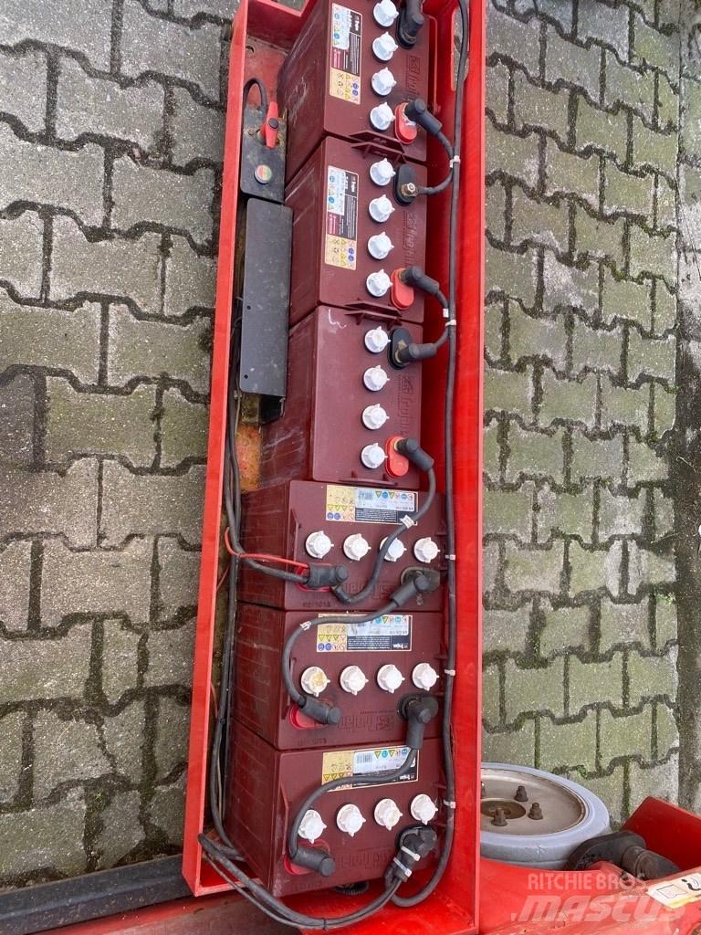 SkyJack SJ4620 Scheren-Arbeitsbühnen