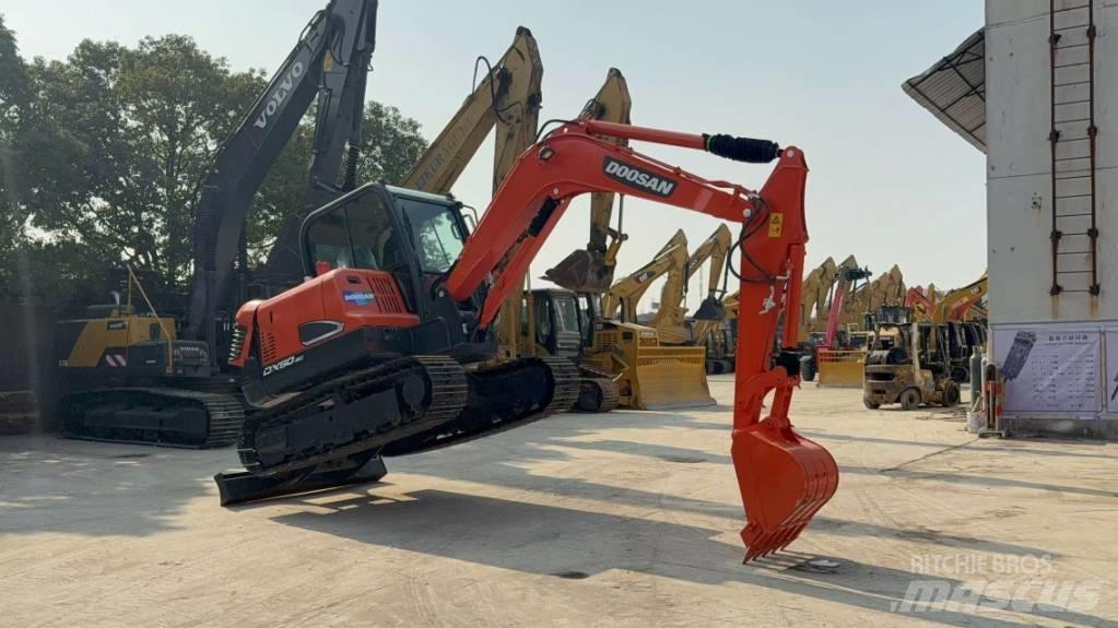 Doosan DX 60-9 C Raupenbagger