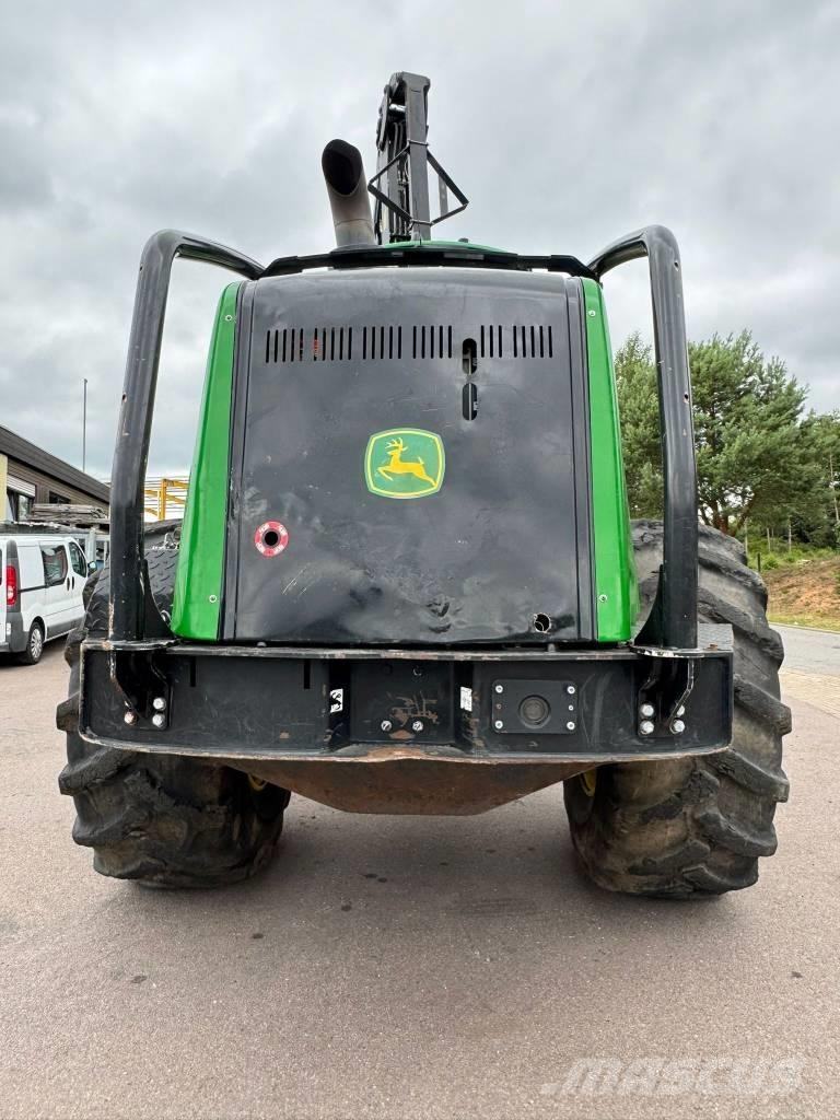 John Deere 1470 G Harvester