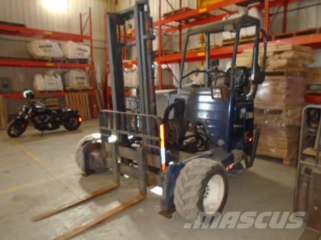 Moffett M45 Geländestapler