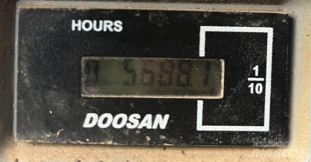 Doosan DX 235 Raupenbagger