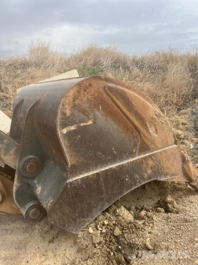 Liebherr R 950 SHD Raupenbagger