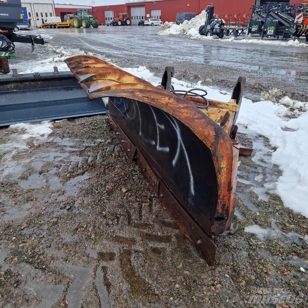  Snöblad 3m Pflüge