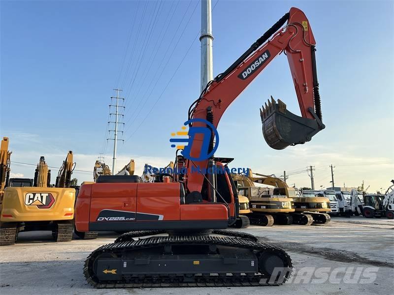 Doosan DX 225 LCA Raupenbagger