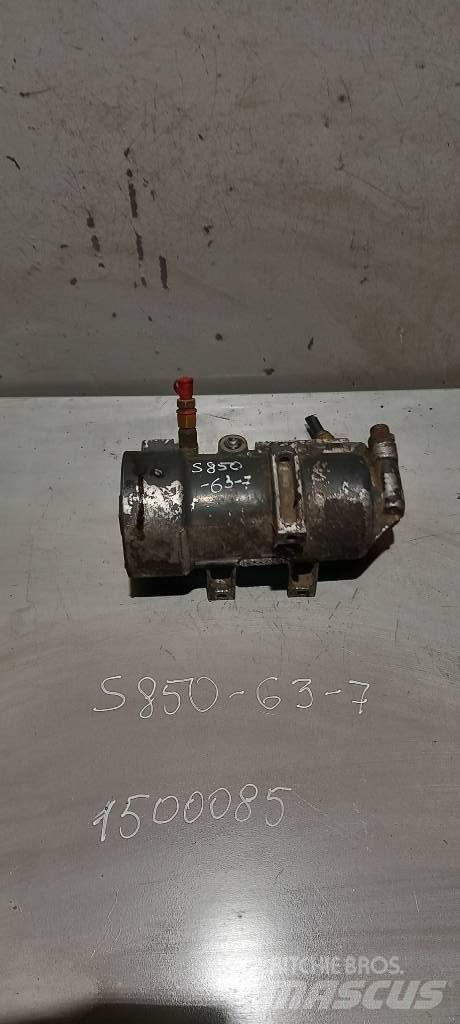 Scania R 440.    1755066 Motoren