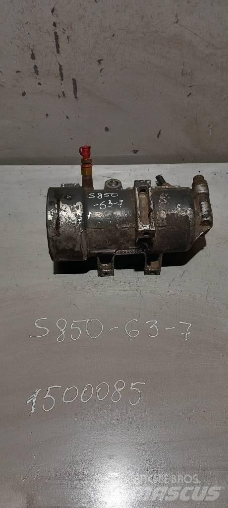 Scania R 440.    1755066 Motoren