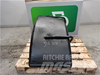 JLG 307 frame fender Reifen