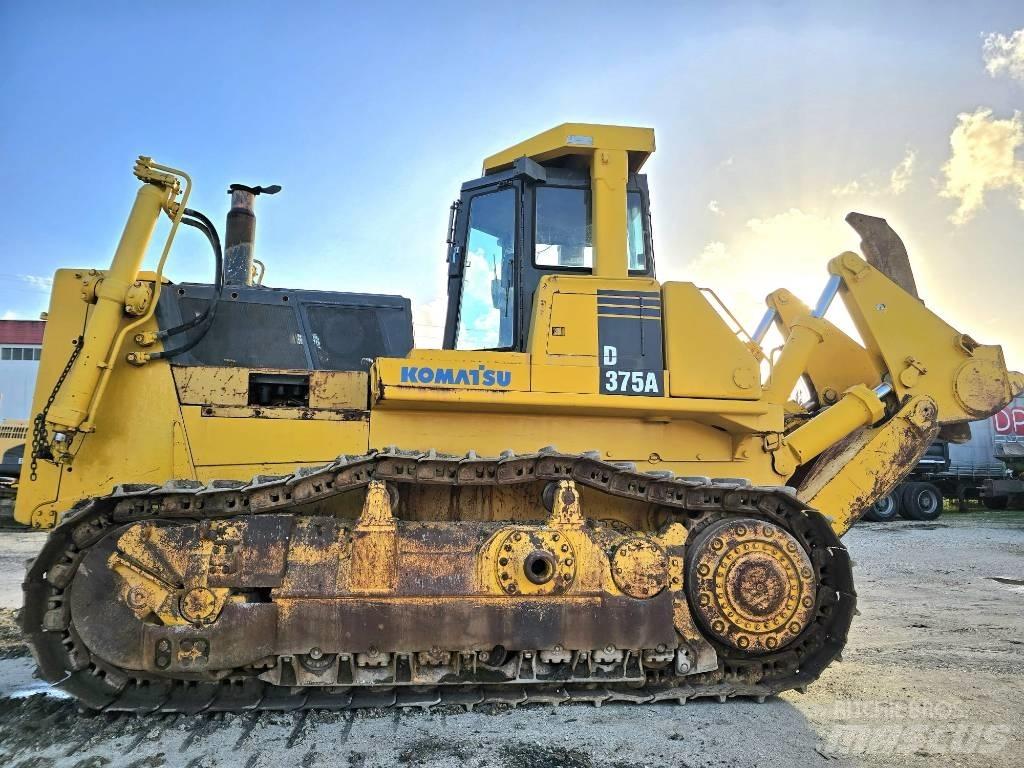 Komatsu D 375 A-1 Bulldozer