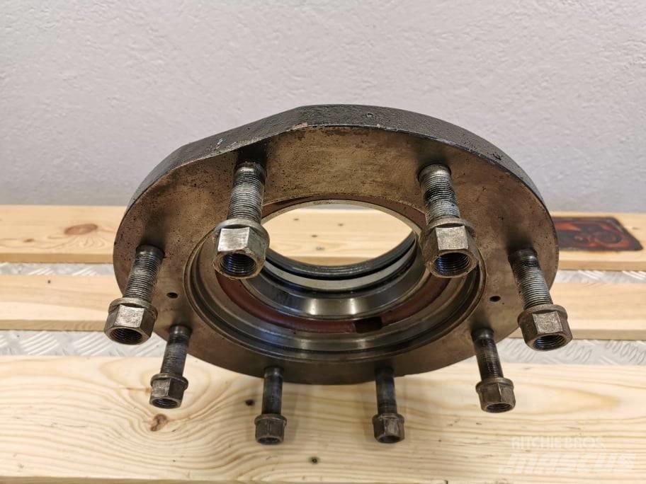 JLG 307 wheel hub Reifen