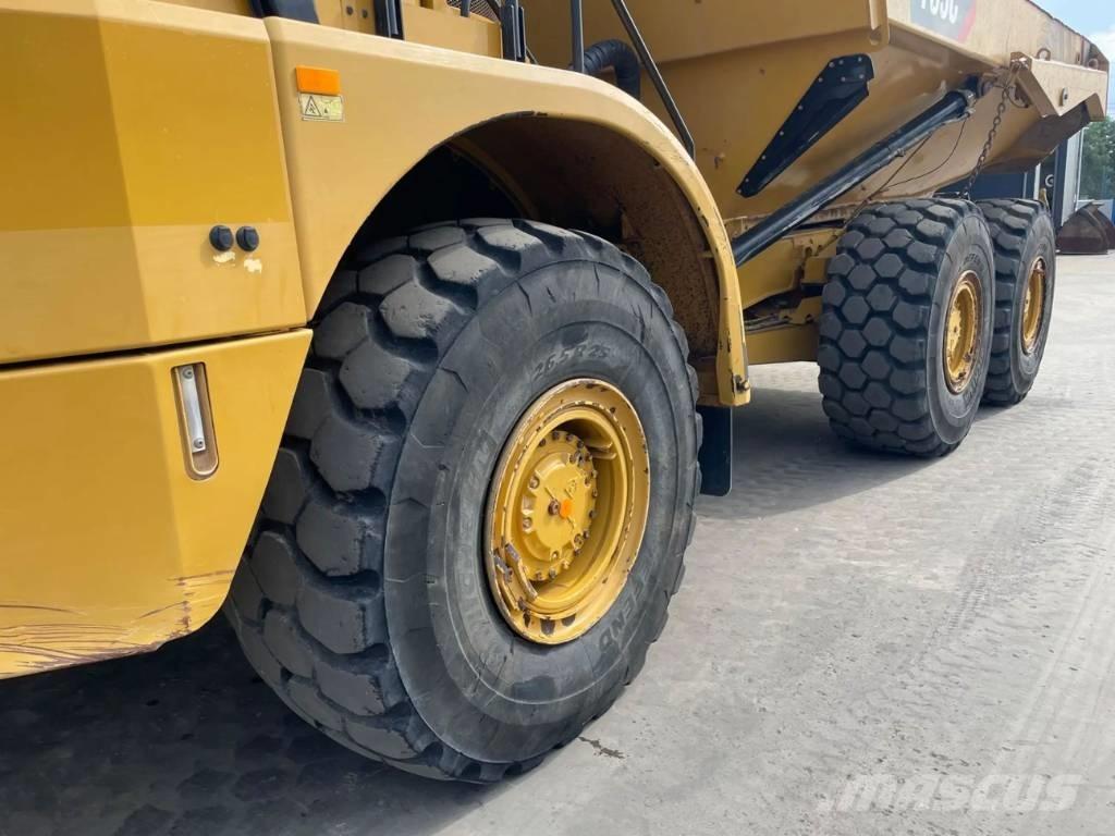 CAT 735C Dumper - Knickgelenk