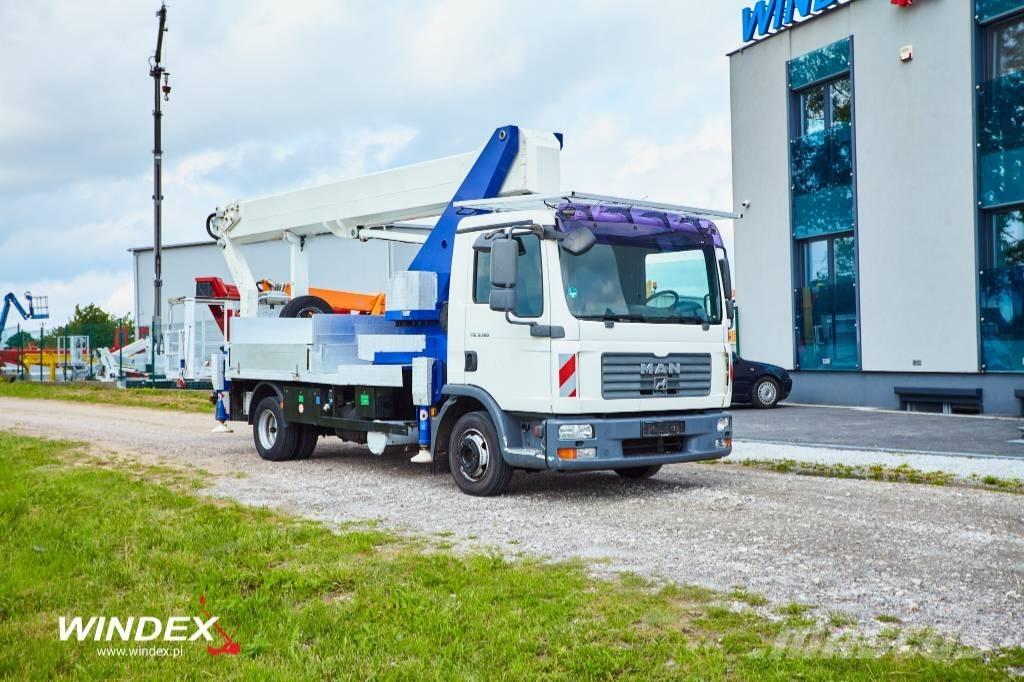 Wumag WT 300 LKW-Arbeitsbühnen