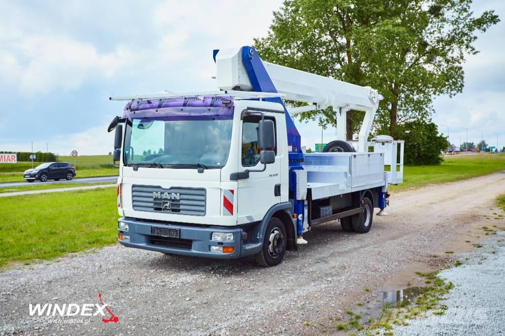 Wumag WT 300 LKW-Arbeitsbühnen