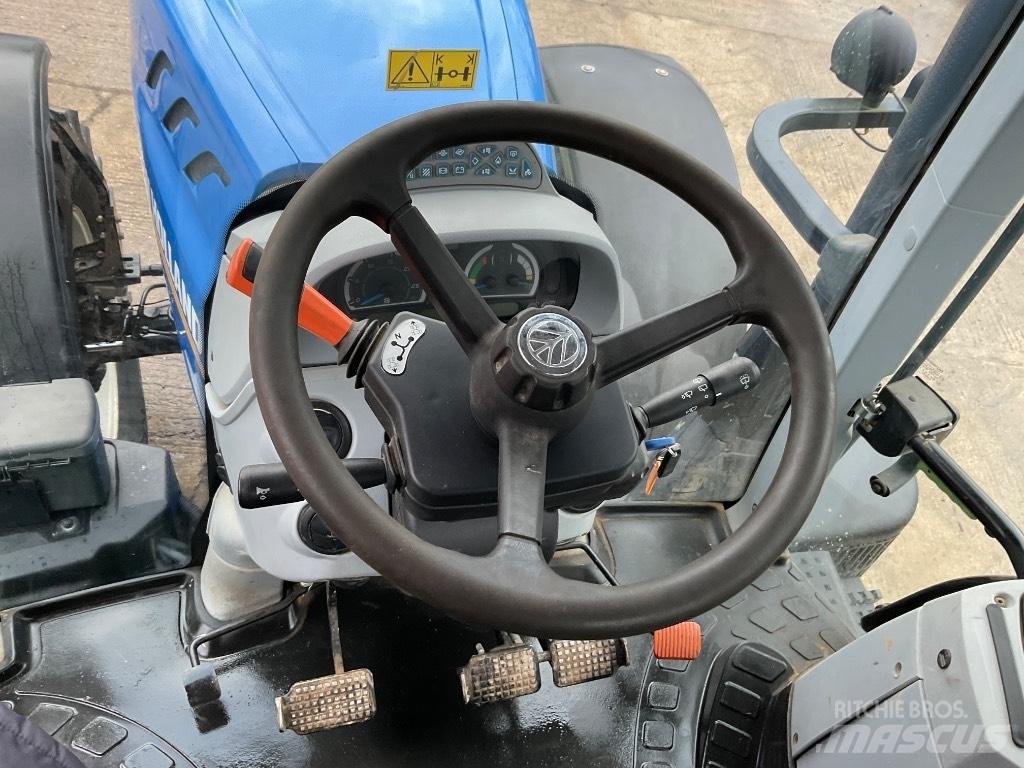 New Holland T 7.245 Traktoren
