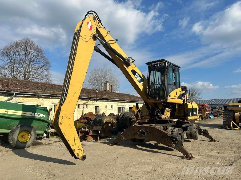 CAT M 318 D MH Materialumschlag