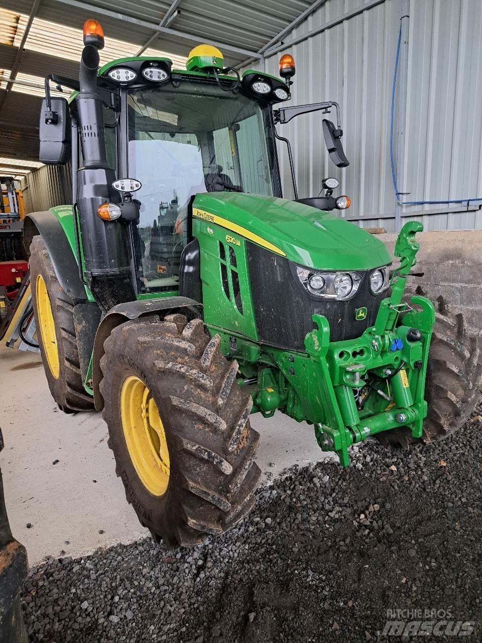 John Deere 6120 M Traktoren