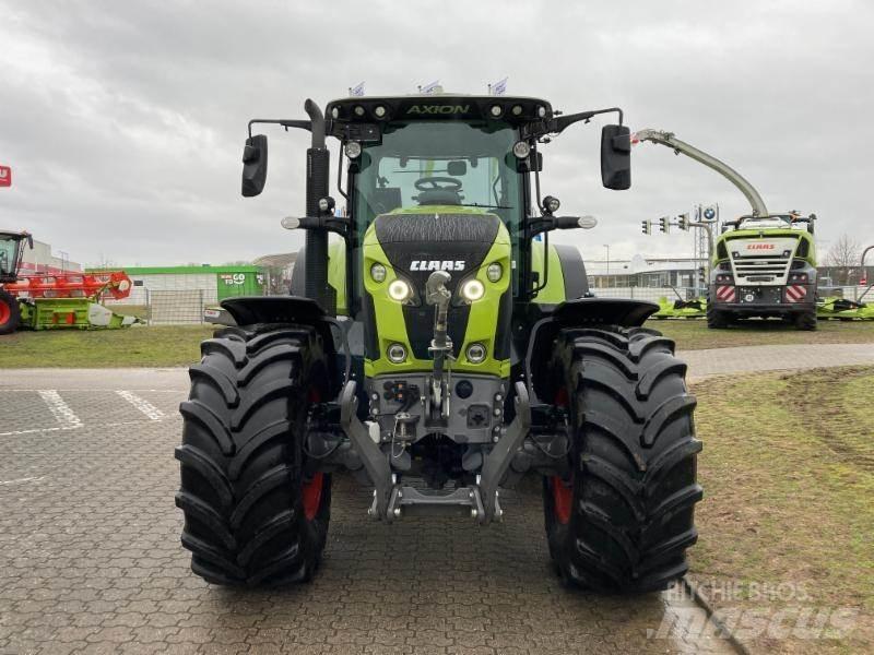 CLAAS AXION 870 Traktoren