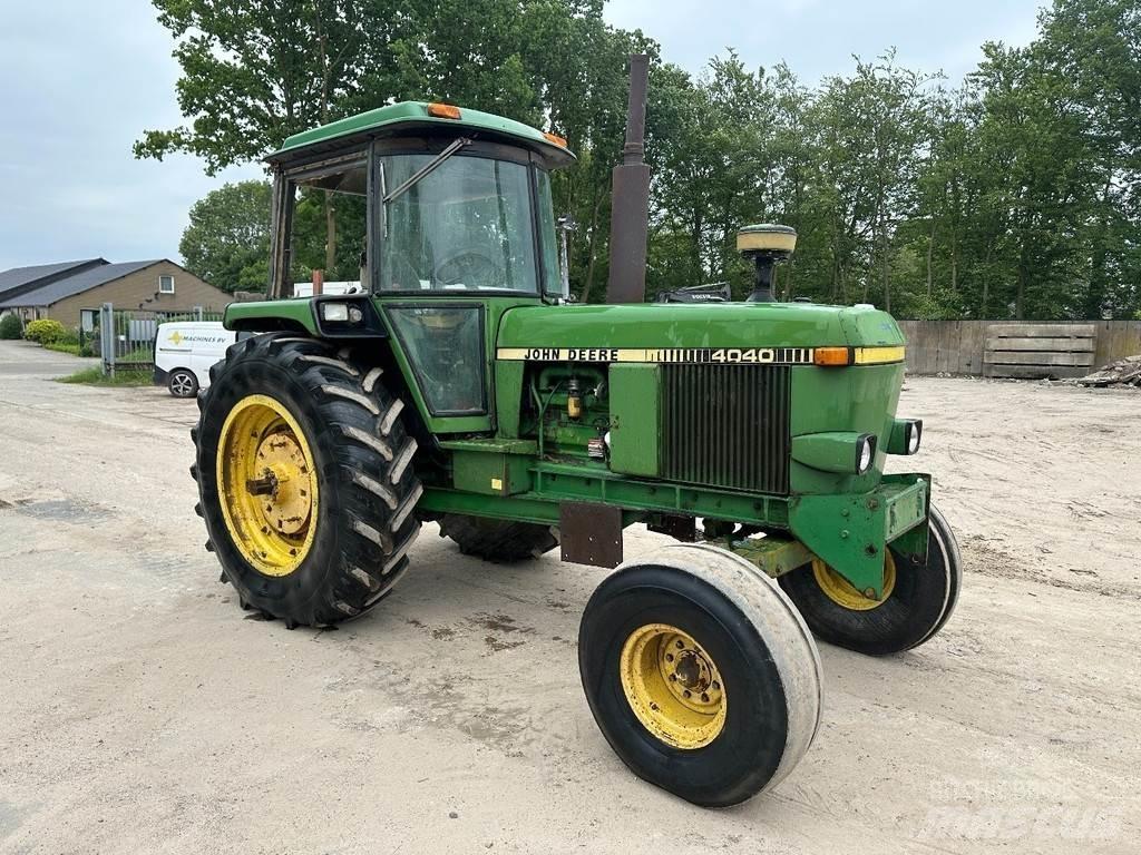 John Deere 4040 Traktoren
