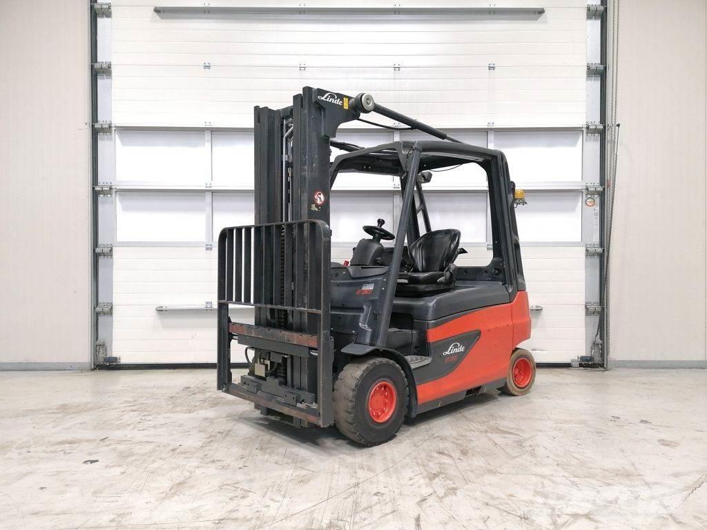 Linde E30L-01 Elektrische heftrucks