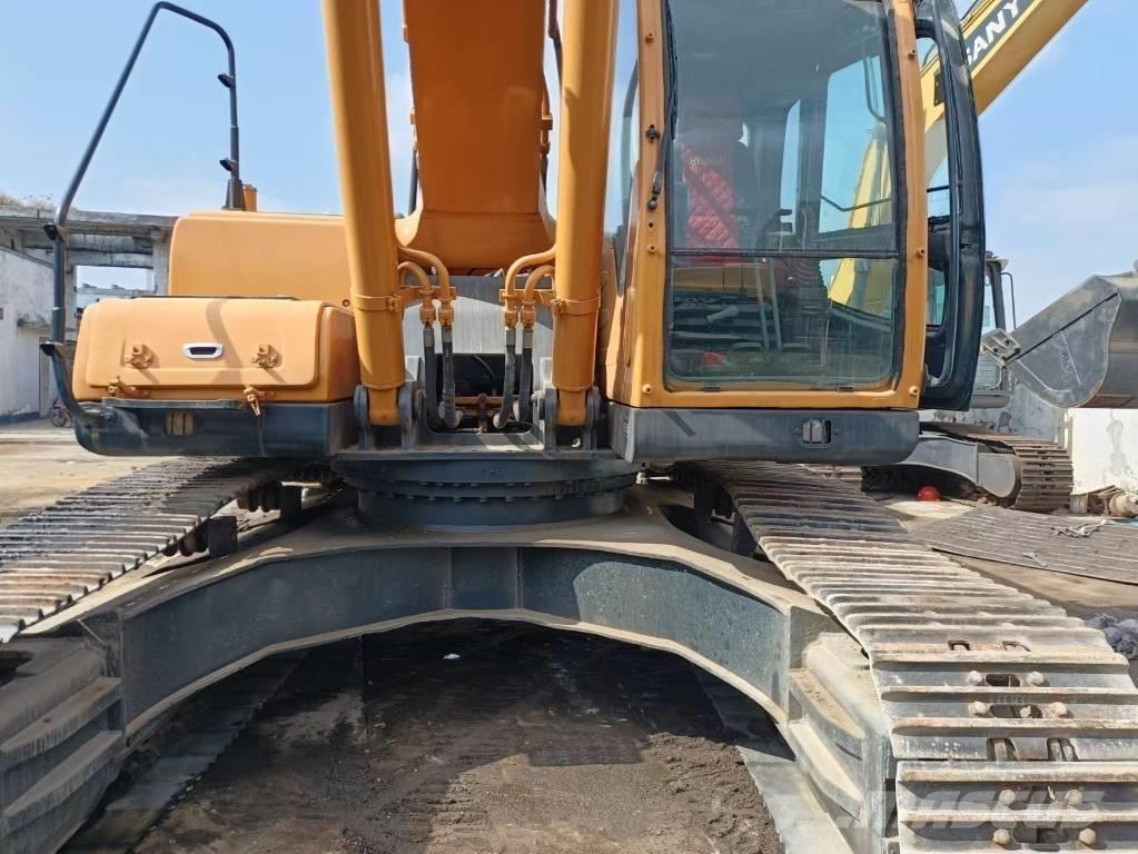 Hyundai 305-9 Raupenbagger