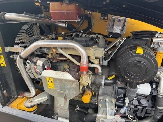 CAT TH 414 Teleskoplader