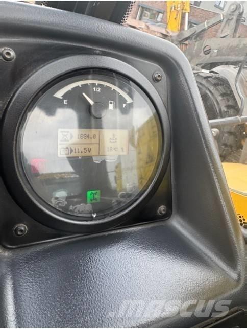 CAT TH 414 Teleskoplader