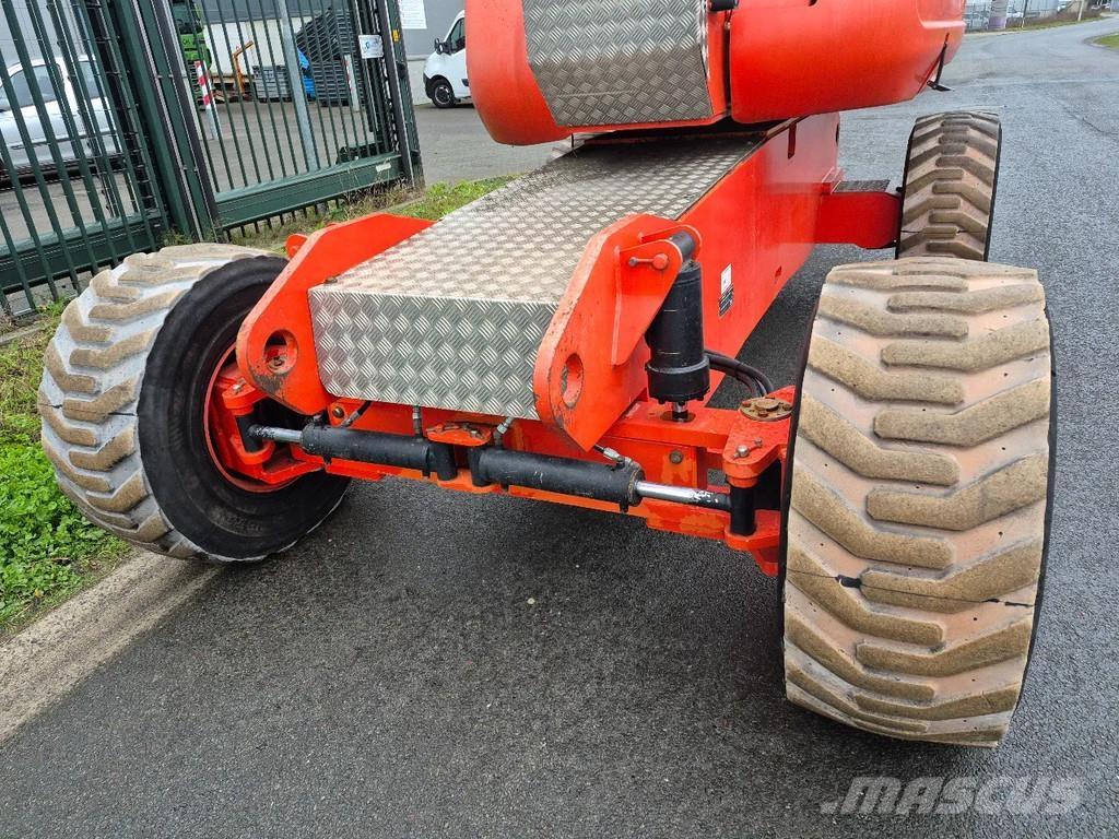JLG 800aj Teleskopbühnen