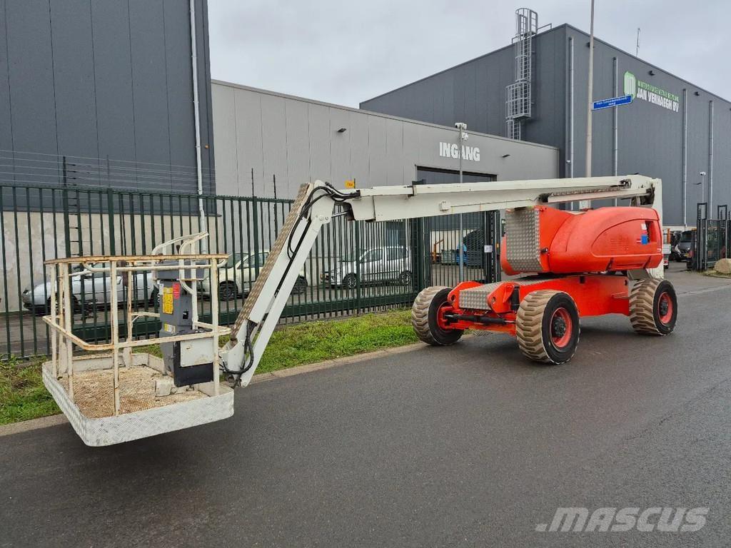 JLG 800aj Teleskopbühnen