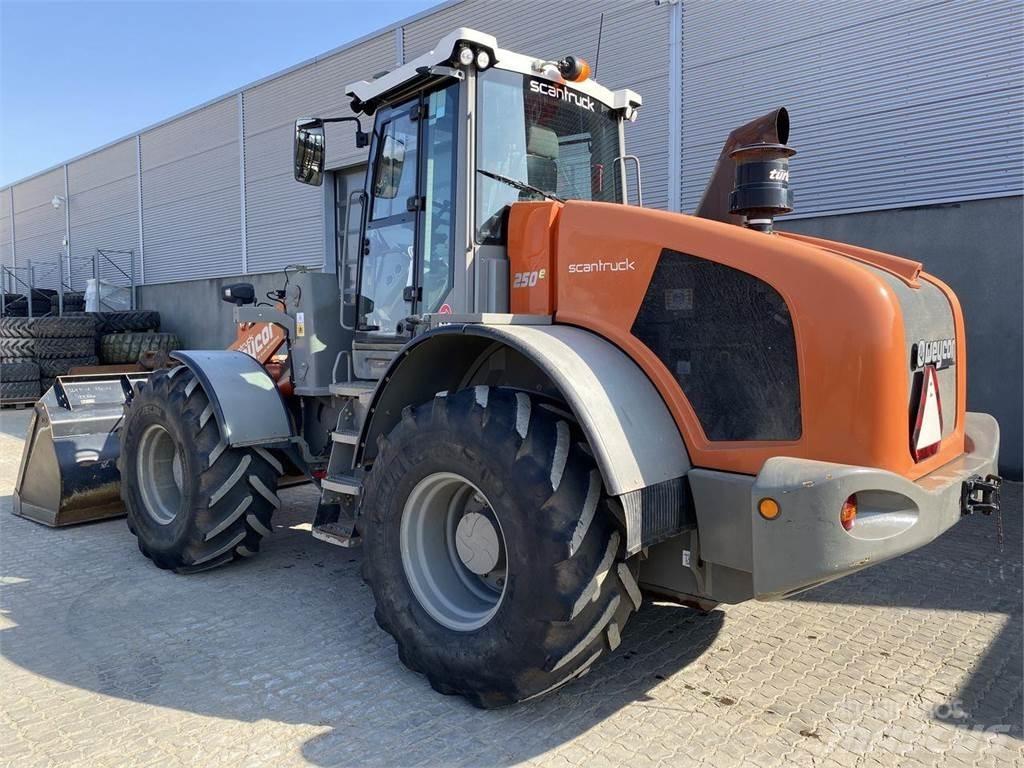 Weycor AR250E Radlader