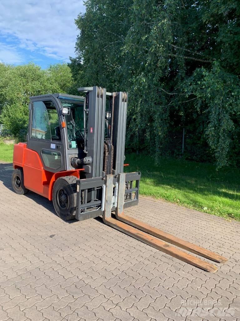 Nissan WG1F4F50Y Diesel heftrucks