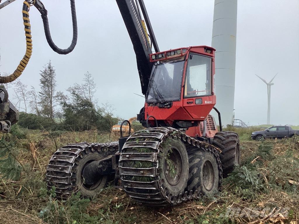 Komatsu 911.4 Harvester