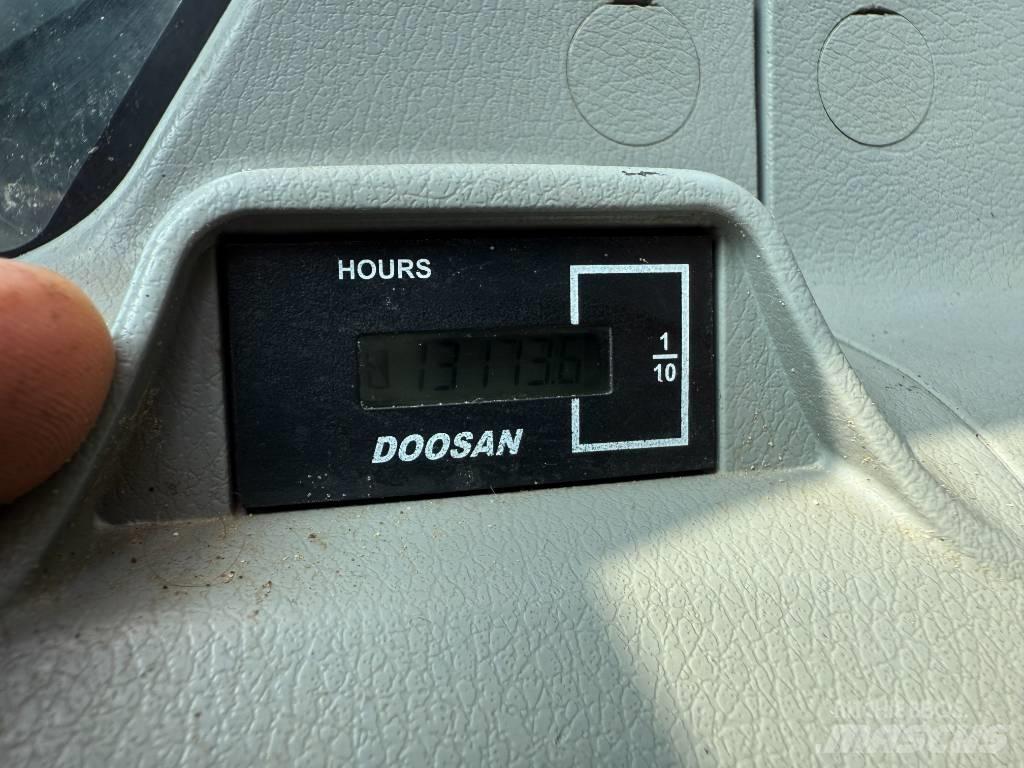 Doosan DX 255 LC-5 Raupenbagger