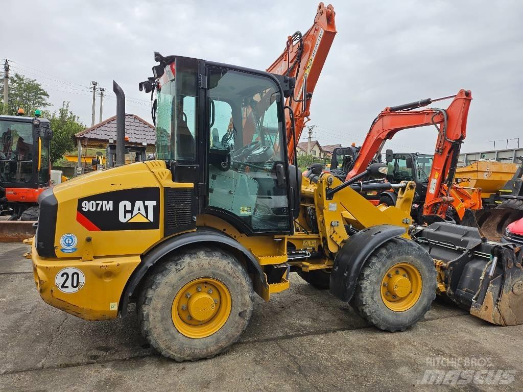 CAT 907M Radlader