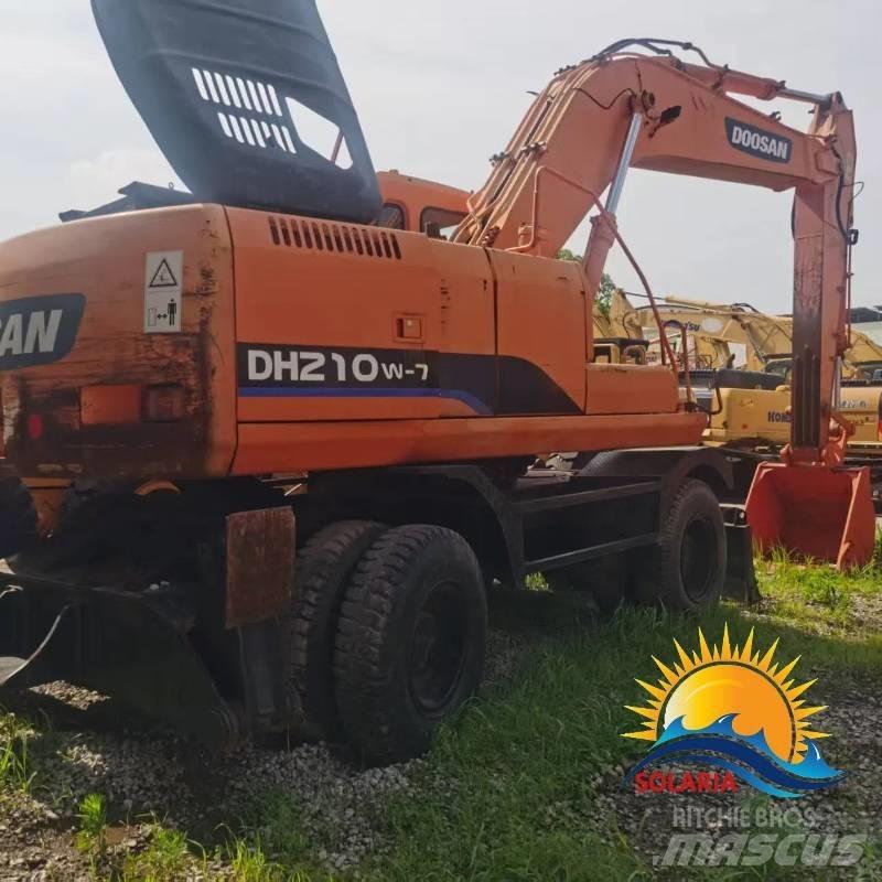 Doosan DH 210 W Mobilbagger