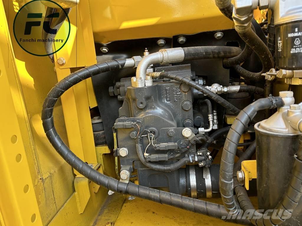 Komatsu 110 Raupenbagger